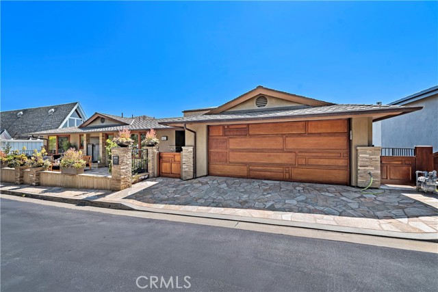 Detail Gallery Image 33 of 39 For 612 Allview Pl, Laguna Beach,  CA 92651 - 3 Beds | 3/1 Baths