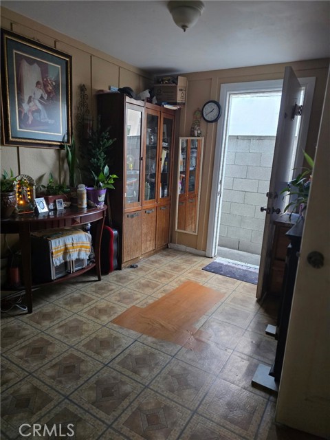 Detail Gallery Image 13 of 19 For 6605 West, Inglewood,  CA 90302 - – Beds | – Baths