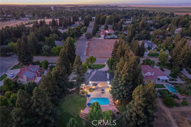 Detail Gallery Image 5 of 60 For 2546 Cedar Crest Ct, Merced,  CA 95340 - 4 Beds | 3/2 Baths