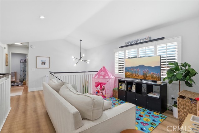 Detail Gallery Image 24 of 49 For 29161 Corales, Canyon Country,  CA 91387 - 3 Beds | 3 Baths