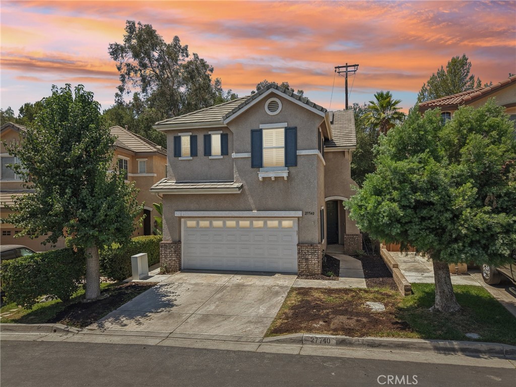 https://media.crmls.org/medias/02e943f3-7246-48c3-883e-0bcf8080aea7.jpg?preset=X-Large
