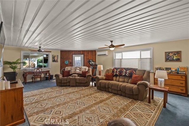 Detail Gallery Image 5 of 53 For 225 W 12th St, Chico,  CA 95928 - 3 Beds | 3 Baths