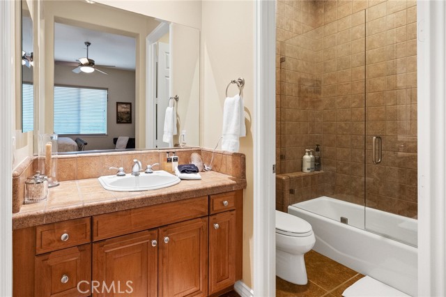 33260 Susan Grace Court, Temecula CA: https://media.crmls.org/medias/02e96a4b-e75f-4607-85e4-ab994c54c718.jpg