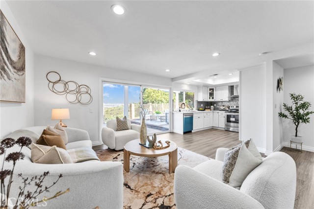 Detail Gallery Image 3 of 20 For 20573 Missionary Ridge Street, Walnut,  CA 91789 - 4 Beds | 3 Baths