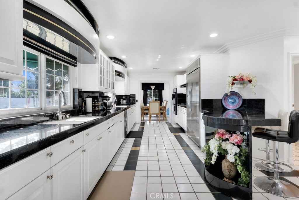 MLS #SR25236623 image #24