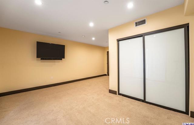 Detail Gallery Image 35 of 36 For 10523 Ashton Ave #202,  Los Angeles,  CA 90024 - 2 Beds | 2/1 Baths