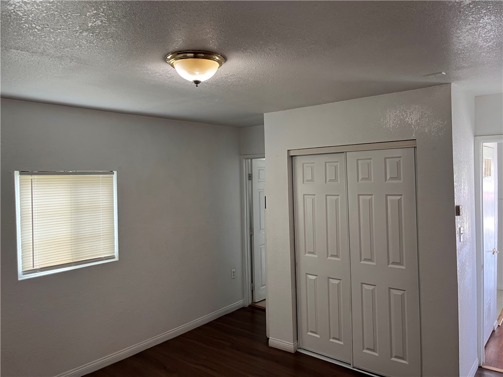 Detail Gallery Image 6 of 18 For 1235 Birch St, San Bernardino,  CA 92410 - 3 Beds | 2 Baths