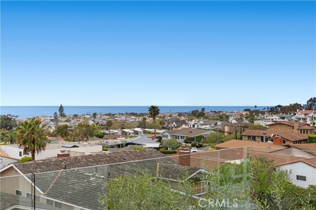 444 De Sola, Corona del Mar CA: https://media.crmls.org/medias/02ecff45-60ac-4af5-9d1a-5eb7a0735f71.jpg