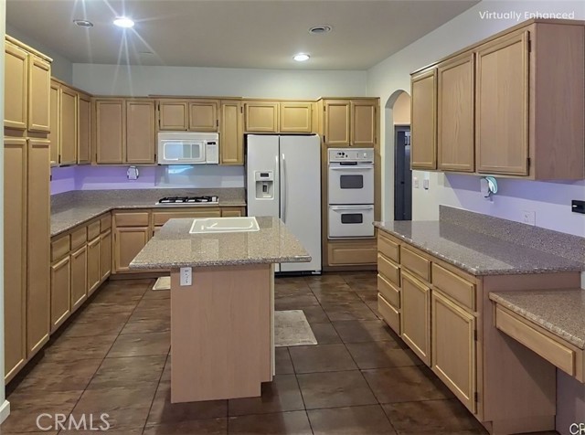 Detail Gallery Image 7 of 19 For 25633 Macintosh Ct, Menifee,  CA 92585 - 4 Beds | 3 Baths