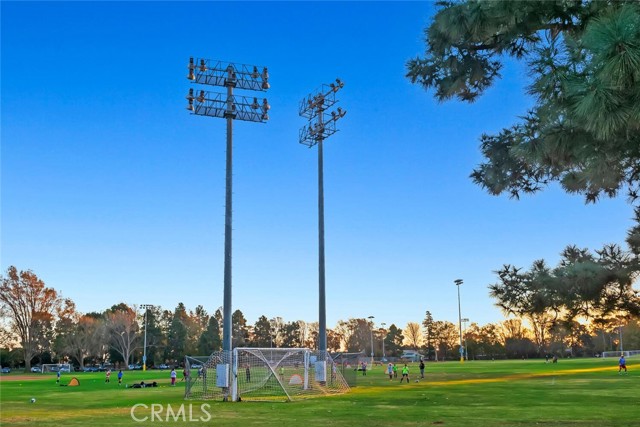 Detail Gallery Image 39 of 41 For 4432 Westmont St, Ventura,  CA 93003 - 4 Beds | 3 Baths