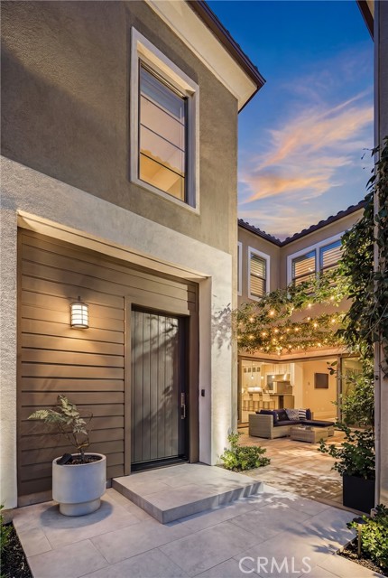 Detail Gallery Image 6 of 46 For 64 Bellatrix, Irvine,  CA 92618 - 5 Beds | 5/1 Baths