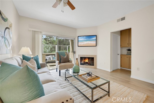 27 Timbre, Rancho Santa Margarita CA: https://media.crmls.org/medias/02ee0276-183c-444a-9ed1-9ef46637285e.jpg