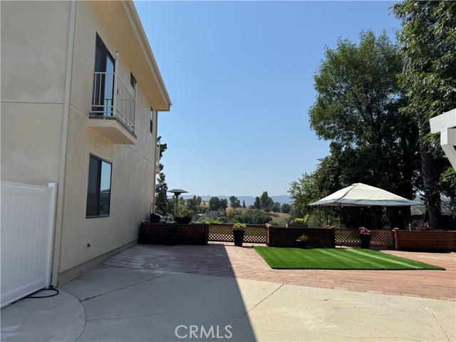 5853 Mcdonie Avenue, Woodland Hills CA: https://media.crmls.org/medias/02eebcd8-3453-41e9-8ac9-e563f6a04a1c.jpg