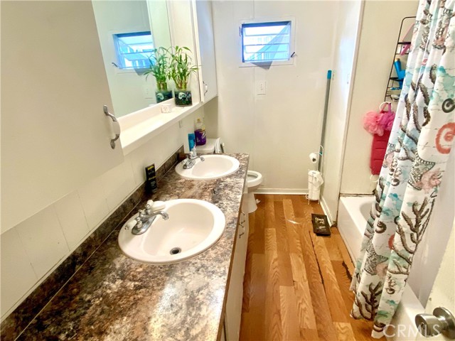 21500 Lassen Street, 45 photo 3