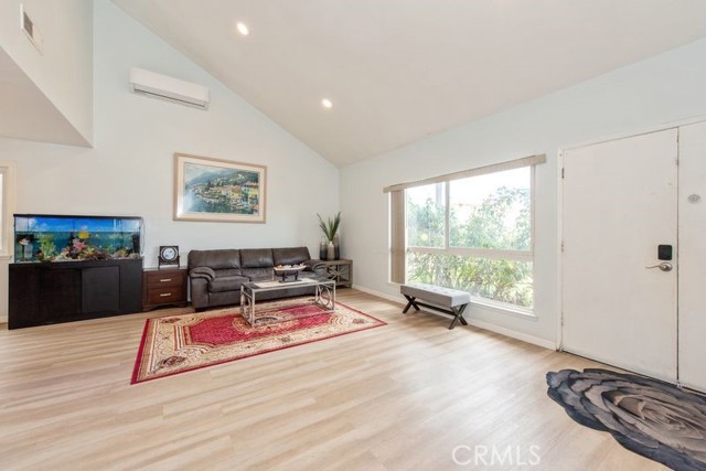 Detail Gallery Image 11 of 37 For 15523 Lancelot Ave, Norwalk,  CA 90650 - 6 Beds | 4 Baths