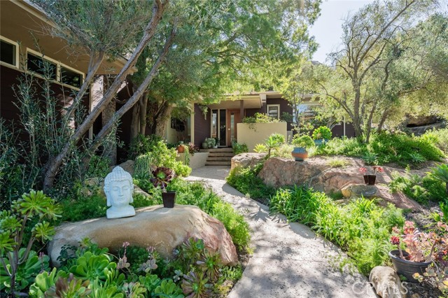 Detail Gallery Image 3 of 61 For 132 Stagecoach, Bell Canyon,  CA 91307 - 5 Beds | 4 Baths