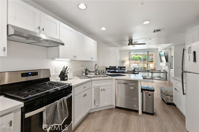 Detail Gallery Image 16 of 45 For 2900 via Toscana #101,  Corona,  CA 92879 - 2 Beds | 2 Baths