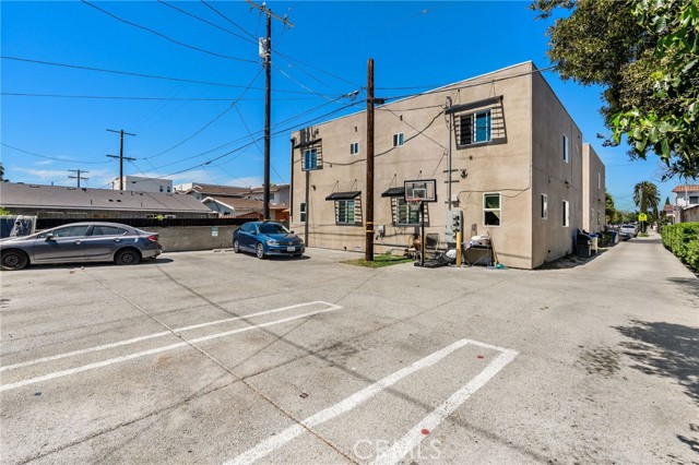 Detail Gallery Image 5 of 11 For 816 W 47th St, Los Angeles,  CA 90037 - – Beds | – Baths