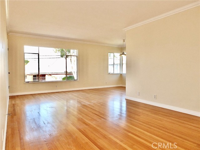 Detail Gallery Image 2 of 37 For 1250 E East 3rd Street #7,  Long Beach,  CA 90802 - 1 Beds | 1 Baths