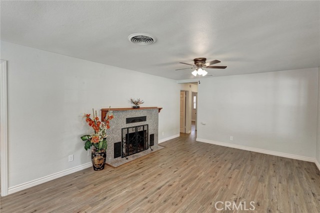 2804 Serrano Road, San Bernardino CA: https://media.crmls.org/medias/02f0faf8-092a-4bf9-82e0-f8c2c2ddd102.jpg