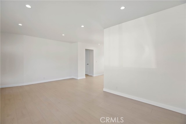 Detail Gallery Image 12 of 30 For 922 W School, Compton,  CA 90220 - 2 Beds | 1 Baths