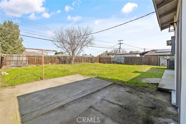 Detail Gallery Image 27 of 28 For 412 E Fairview Rd, Bakersfield,  CA 93307 - 2 Beds | 1 Baths