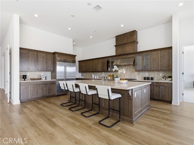 Detail Gallery Image 8 of 36 For 24150 W Corte Zafiro, Valencia,  CA 91354 - 4 Beds | 4/1 Baths