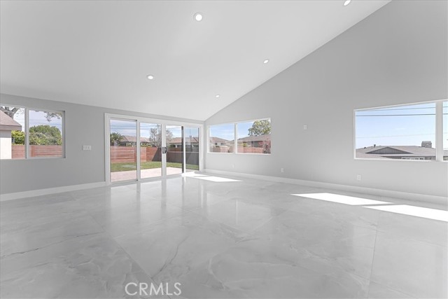 Detail Gallery Image 11 of 36 For 2704 Vista Mesa, Rancho Palos Verdes,  CA 90275 - 5 Beds | 2/1 Baths