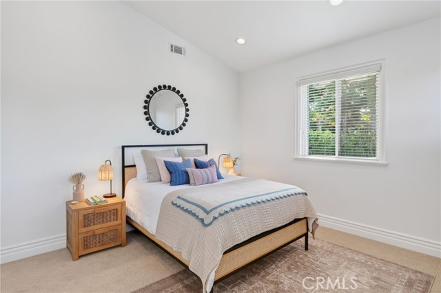 Detail Gallery Image 48 of 74 For 113 S Herrin, Manhattan Beach,  CA 90266 - 5 Beds | 4/1 Baths