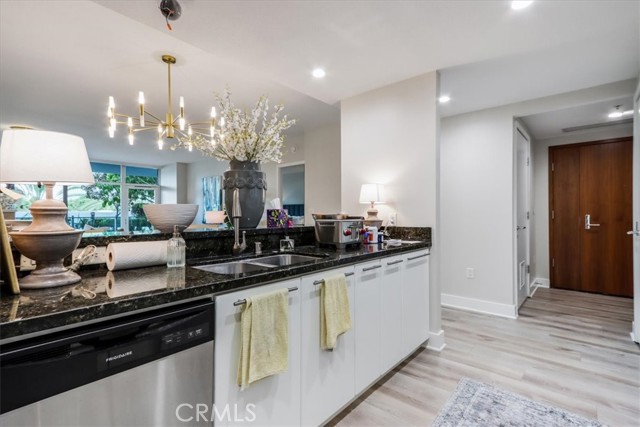 3141 Michelson Drive, Irvine CA: https://media.crmls.org/medias/02f48bb0-6cf0-481b-9d27-01bbafad5532.jpg