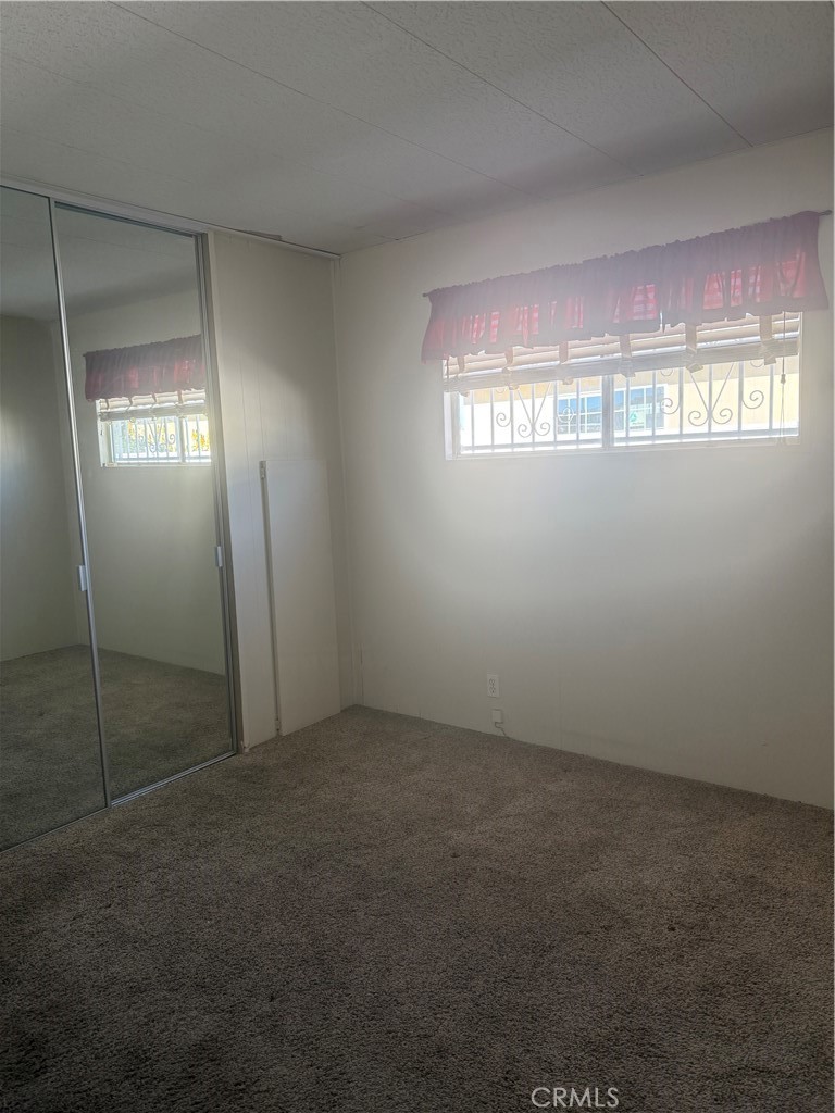 MLS #IV25270688 image #13