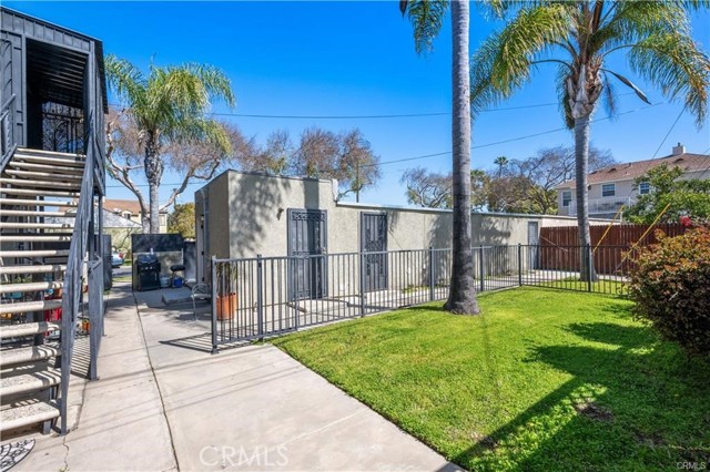 15702 Halldale Avenue, Gardena CA: https://media.crmls.org/medias/02f4f154-e9a2-4b3a-84e4-ace2b22e21f4.jpg