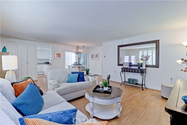 Detail Gallery Image 6 of 35 For 679 via Alhambra #D,  Laguna Woods,  CA 92637 - 2 Beds | 1 Baths