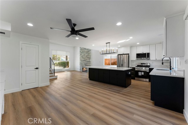 Detail Gallery Image 13 of 50 For 2534 Alona, Santa Ana,  CA 92706 - 5 Beds | 4 Baths