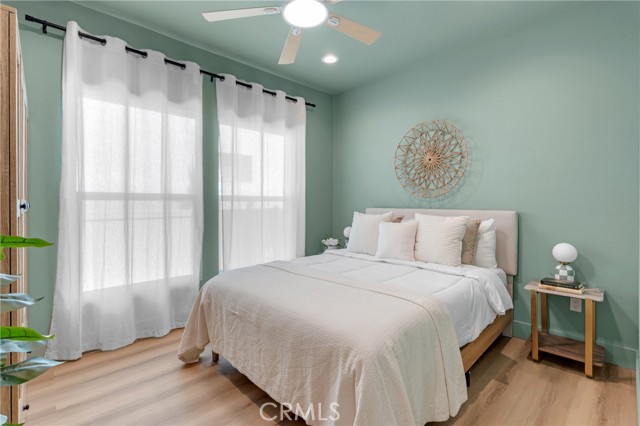 1123 E Ocean Blvd, Long Beach CA: https://media.crmls.org/medias/02f5f02b-74b5-4839-9c59-a2c53d000bcc.jpg