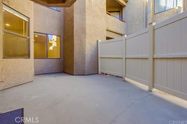 19009 Sherman Way, Reseda CA: https://media.crmls.org/medias/02f69dad-a2cb-491a-8b2c-2f9cf809f7bd.jpg
