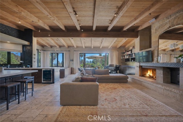 Detail Gallery Image 22 of 68 For 27409 Pacific Coast Hwy, Malibu,  CA 90265 - 4 Beds | 4 Baths
