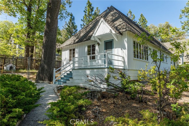 Detail Gallery Image 61 of 75 For 28641 North Shore Rd, Lake Arrowhead,  CA 92352 - 14 Beds | 11/1 Baths