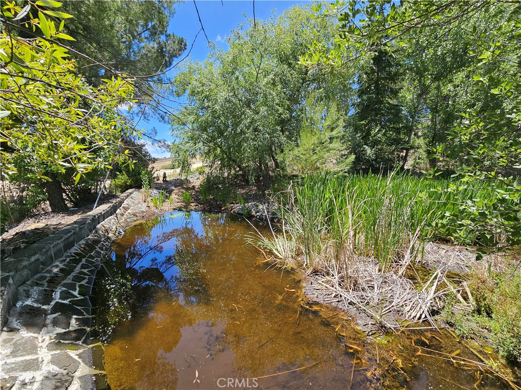 https://media.crmls.org/medias/02f8ab00-b119-4b97-ad9d-5e2f0c4c92fe.jpg?preset=X-Large