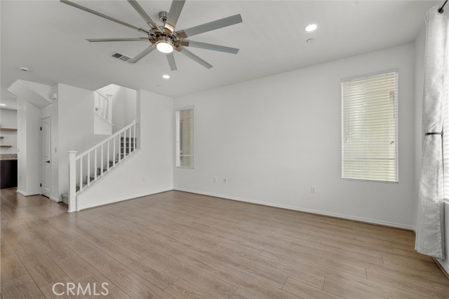 12039 Stanley Park Court, Hawthorne CA: https://media.crmls.org/medias/02f8c332-9744-4c86-b7fd-b60d2ce9838b.jpg