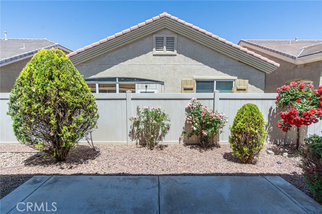 19478 Big Horn Street, Apple Valley CA: https://media.crmls.org/medias/02f8f5ba-4852-4411-bc68-f6fb3a64d530.jpg