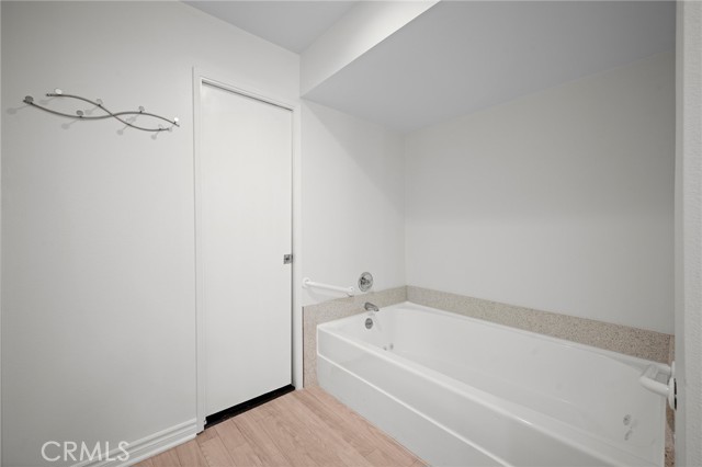 Detail Gallery Image 29 of 34 For 323 N Jackson #119,  Glendale,  CA 91206 - 2 Beds | 2/1 Baths