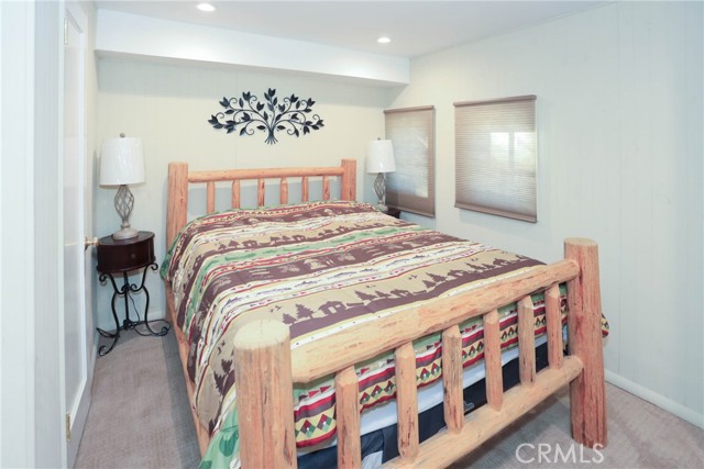 Detail Gallery Image 30 of 49 For 195 Elgin Rd, Big Bear Lake,  CA 92315 - 3 Beds | 2 Baths