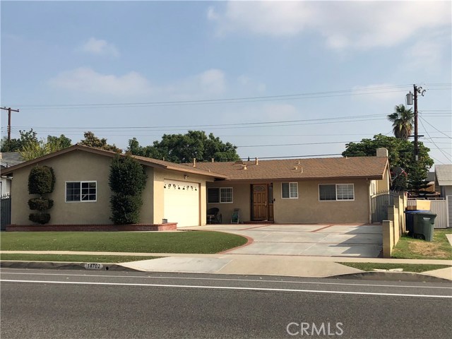 14702 Biola Ave, La Mirada, CA 90638