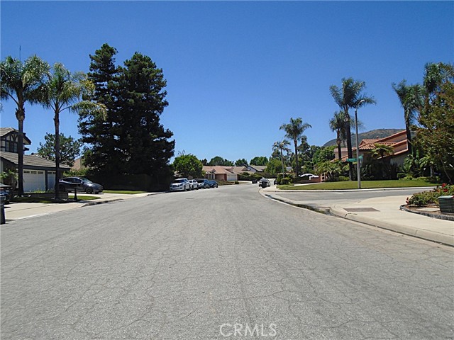 1535 Via Arroyo, La Verne CA: https://media.crmls.org/medias/02fac0d2-b1e4-4fb6-b2b9-2952ae6934b4.jpg