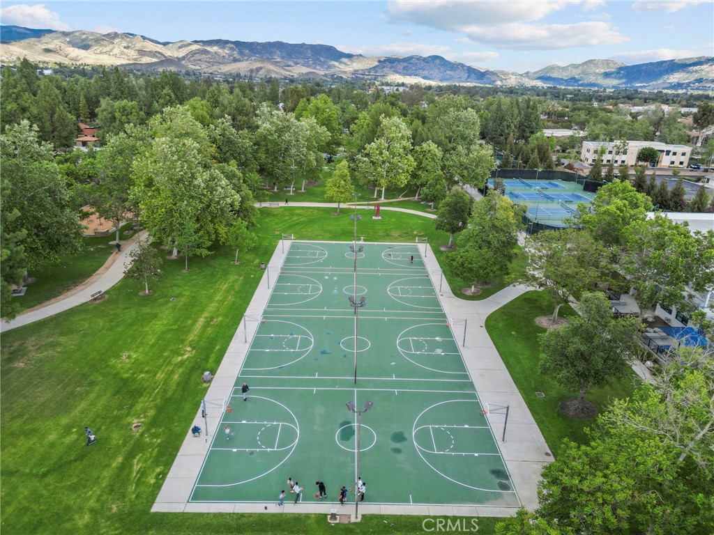 https://media.crmls.org/medias/02fae0b4-b58d-4659-9664-a8c825071b4a.jpg?preset=X-Large