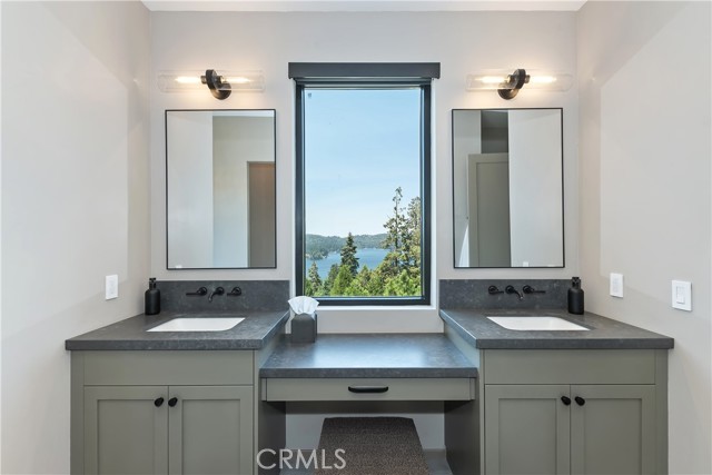 Detail Gallery Image 33 of 57 For 176 Mill Pond, Lake Arrowhead,  CA 92352 - 3 Beds | 2/1 Baths