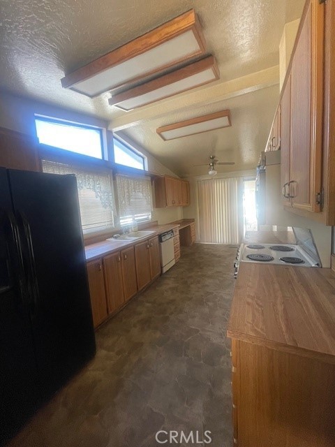2230 Lake Park Drive, San Jacinto CA: https://media.crmls.org/medias/02fb7199-359d-4493-9967-28497dce7452.jpg