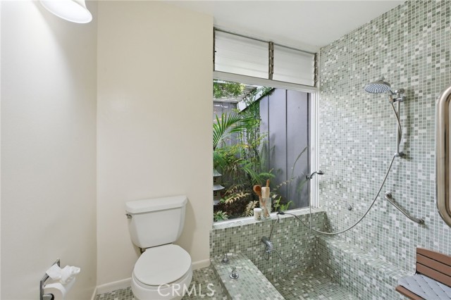 Detail Gallery Image 21 of 27 For 1510 Westcliff Dr #1,  Newport Beach,  CA 92660 - 2 Beds | 2 Baths