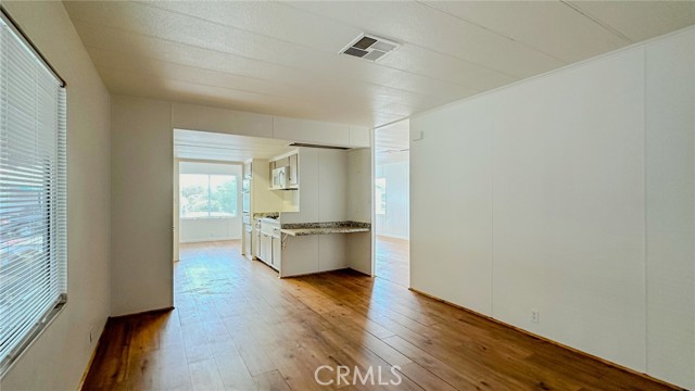 Detail Gallery Image 10 of 21 For 1701 S Thornburg St #139,  Santa Maria,  CA 93458 - 2 Beds | 2 Baths